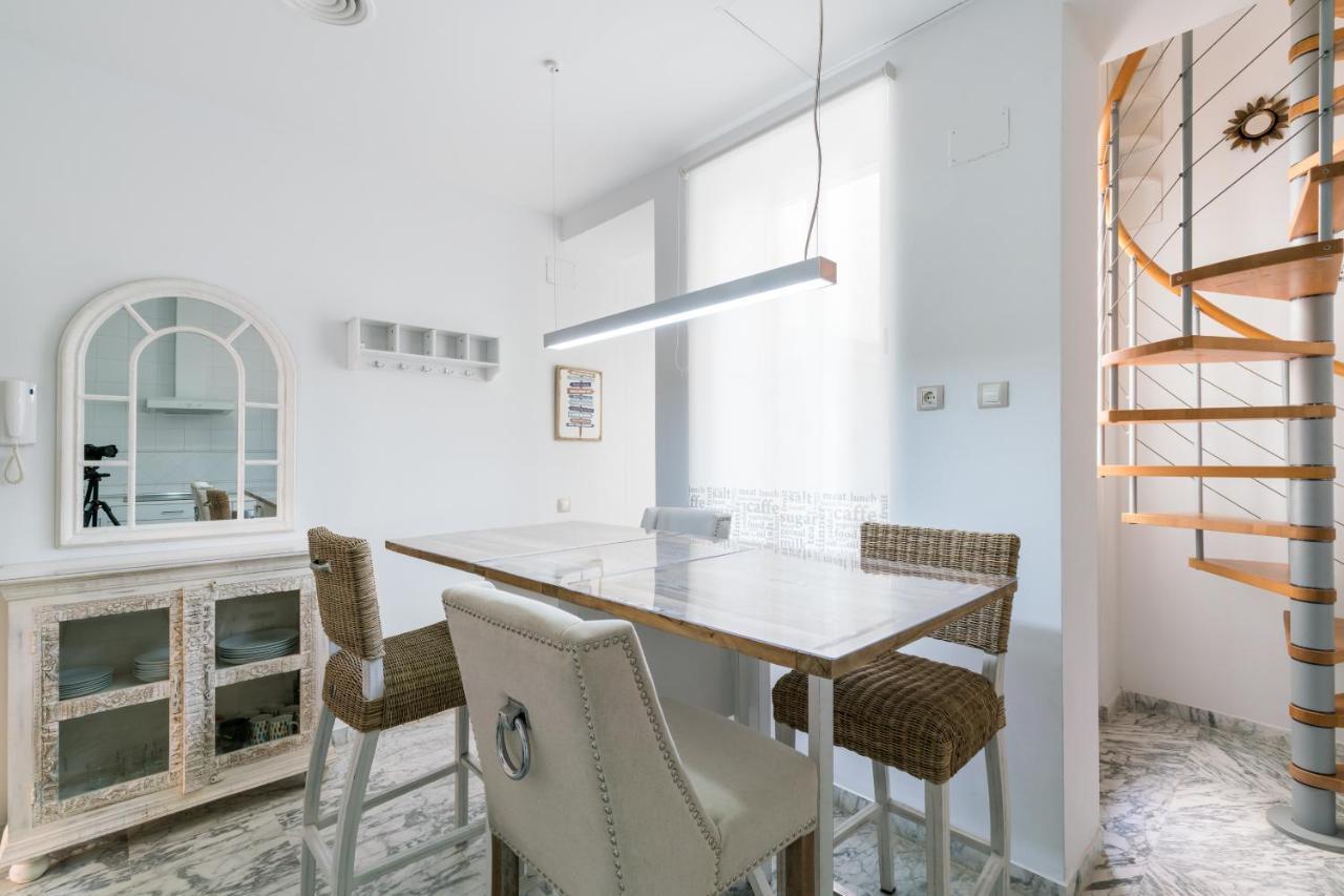 Veoapartment Ciriaco Севилья Экстерьер фото